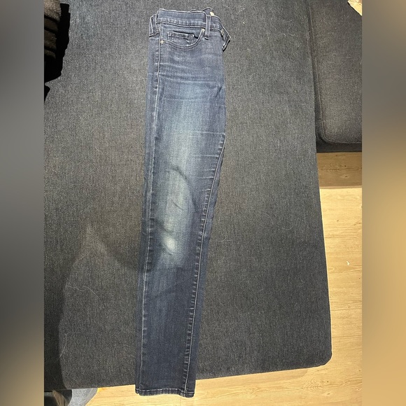 Levi’s 311 Shaping Skinny - Picture 4 of 6